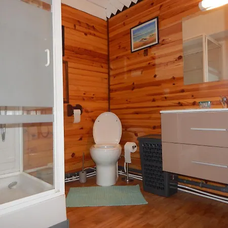 Au Petit Chalet Normand Dağ evi